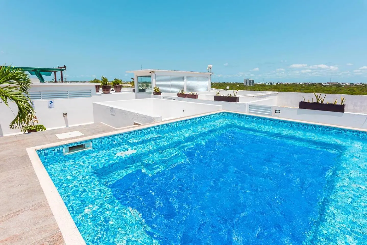 Beautiful 2 Bedroom Apartment Playa del Carmen